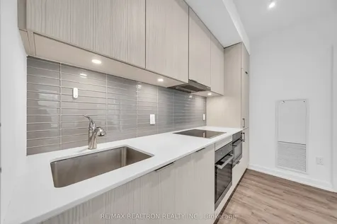 158 Front Street E Toronto ON M5A 0K9