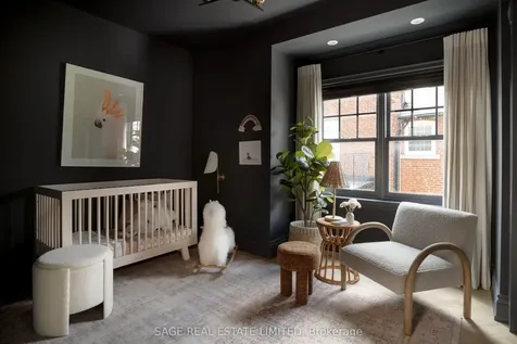 68 Dawlish Avenue Toronto ON M4N 1H1