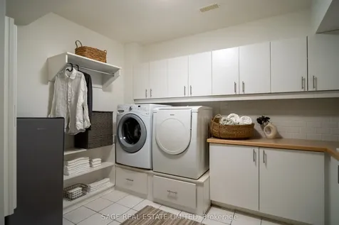 68 Dawlish Avenue Toronto ON M4N 1H1