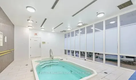 21 Nelson Street Toronto ON M5V 1T8