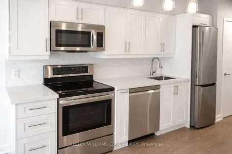 21 Nelson Street Toronto ON M5V 1T8
