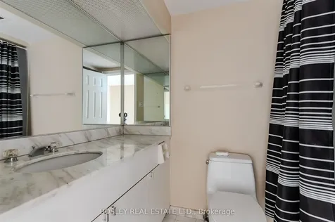 175 Cumberland Street Toronto ON M5R 3M9