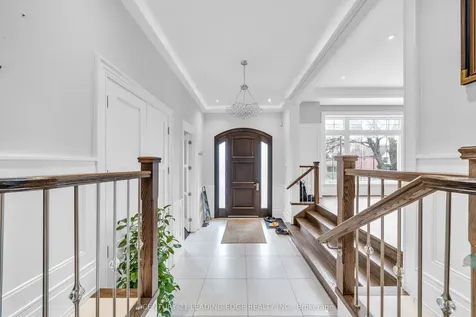 256 Park Home Avenue Toronto ON M2R 1A3