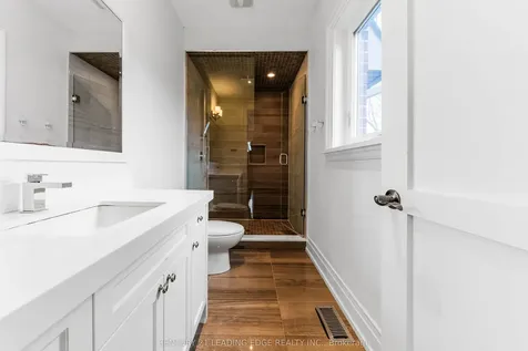 256 Park Home Avenue Toronto ON M2R 1A3