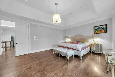 256 Park Home Avenue Toronto ON M2R 1A3