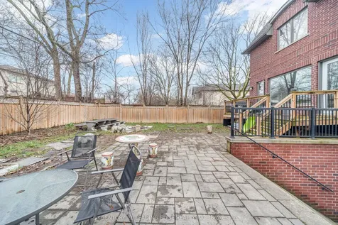 256 Park Home Avenue Toronto ON M2R 1A3