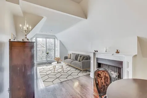 539 Jarvis Street Toronto ON M4Y 2H7