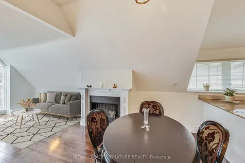 539 Jarvis Street Toronto ON M4Y 2H7