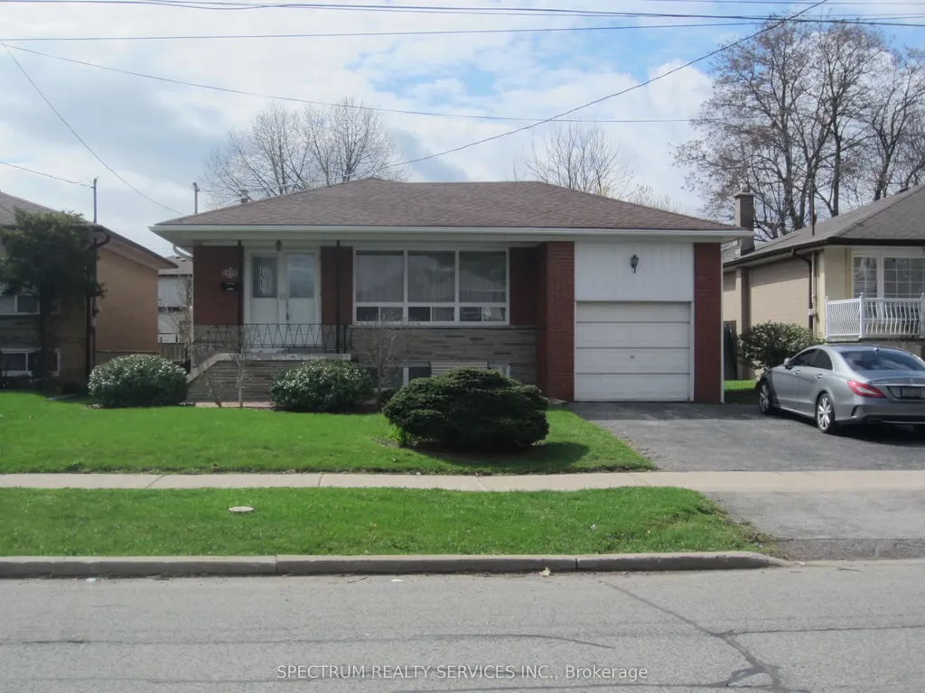 409 Patricia Avenue Toronto ON M2R 2N1