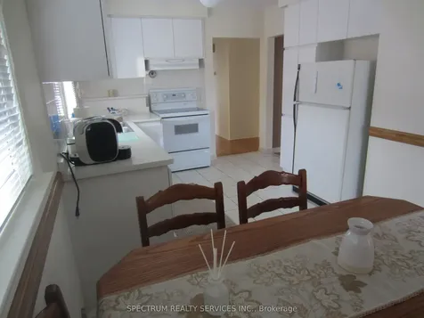 409 Patricia Avenue Toronto ON M2R 2N1