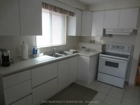 409 Patricia Avenue Toronto ON M2R 2N1