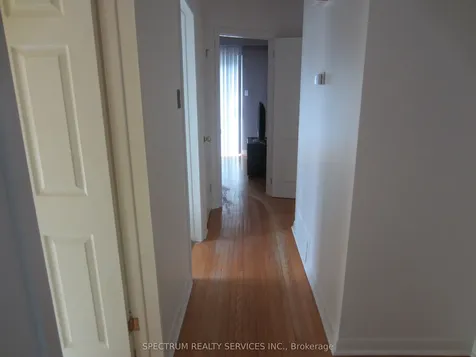 409 Patricia Avenue Toronto ON M2R 2N1