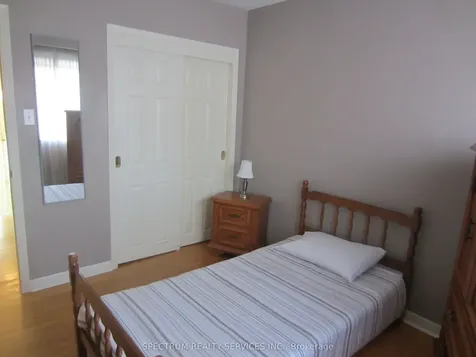 409 Patricia Avenue Toronto ON M2R 2N1