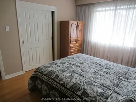 409 Patricia Avenue Toronto ON M2R 2N1