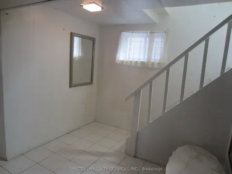 409 Patricia Avenue Toronto ON M2R 2N1