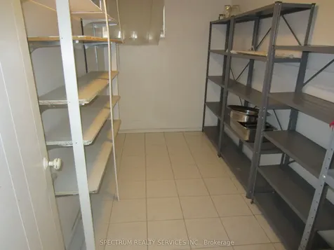 409 Patricia Avenue Toronto ON M2R 2N1