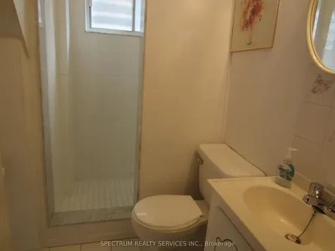 409 Patricia Avenue Toronto ON M2R 2N1
