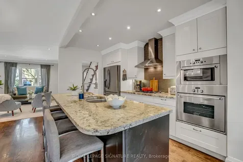 473 Hillsdale Avenue E Toronto ON M4S 1V1
