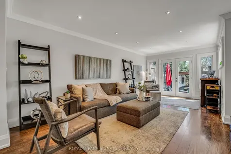 473 Hillsdale Avenue E Toronto ON M4S 1V1