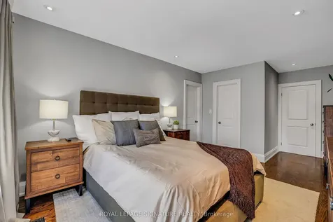473 Hillsdale Avenue E Toronto ON M4S 1V1
