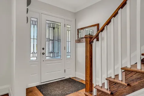473 Hillsdale Avenue E Toronto ON M4S 1V1
