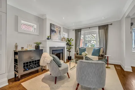 473 Hillsdale Avenue E Toronto ON M4S 1V1