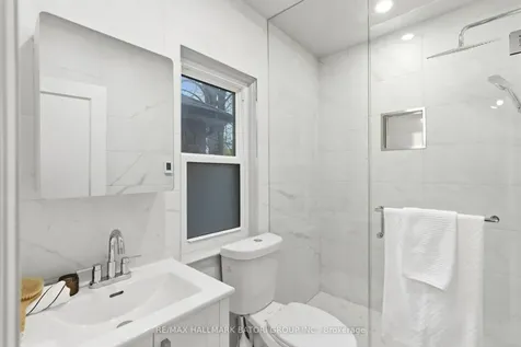 197 Greer Road Toronto ON M5M 3N4