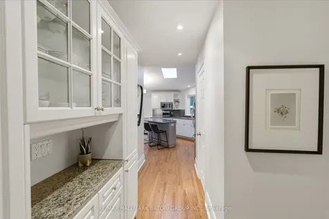 197 Greer Road Toronto ON M5M 3N4