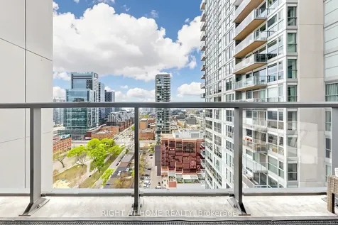 88 Blue Jays Way Toronto ON M5V 0L7