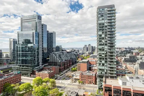 88 Blue Jays Way Toronto ON M5V 0L7