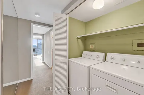 3 Concorde Place Toronto ON M3C 3K7