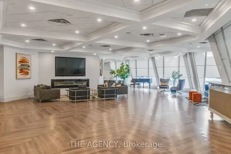 3 Concorde Place Toronto ON M3C 3K7