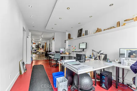 1088 Bathurst Street Toronto ON M5R 3G9