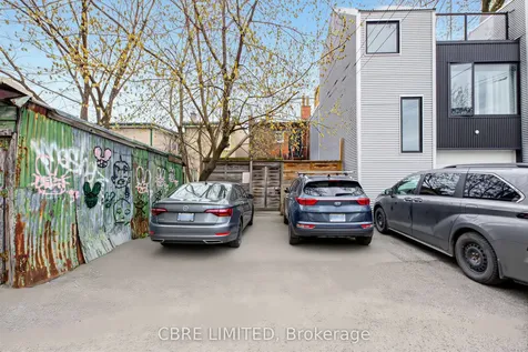 1088 Bathurst Street Toronto ON M5R 3G9
