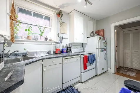 191 Castlefield Avenue Toronto ON M4R 1G6