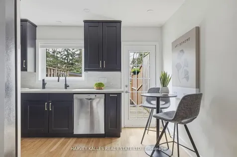 683 Hillsdale Avenue E Toronto ON M4S 1V4