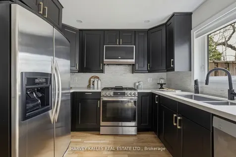 683 Hillsdale Avenue E Toronto ON M4S 1V4