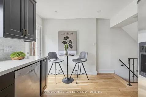 683 Hillsdale Avenue E Toronto ON M4S 1V4
