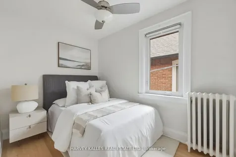 683 Hillsdale Avenue E Toronto ON M4S 1V4