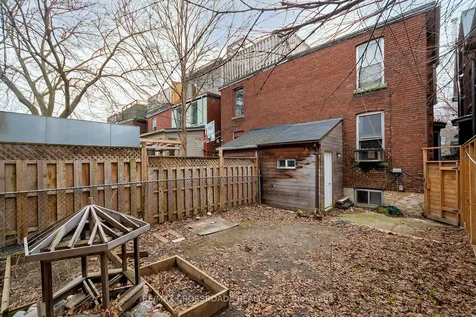 587 Palmerston Avenue Toronto ON M6G 2R2