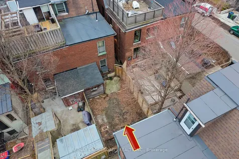 587 Palmerston Avenue Toronto ON M6G 2R2