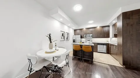 21 Olive Avenue Toronto ON M2N 4N4