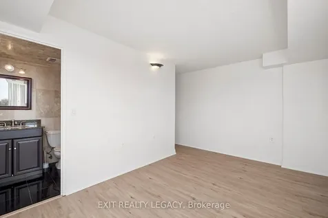 555 Wilson Heights Boulevard Toronto ON M3H 6B5