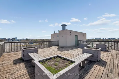 555 Wilson Heights Boulevard Toronto ON M3H 6B5