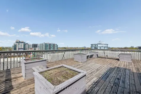 555 Wilson Heights Boulevard Toronto ON M3H 6B5