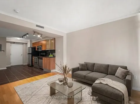 37 Grosvenor Street Toronto ON M4Y 3G5