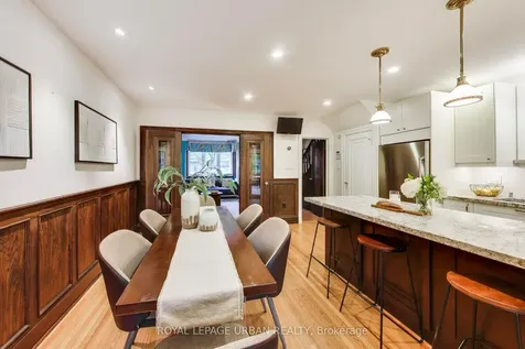 176 Davisville Avenue Toronto ON M4S 1E8
