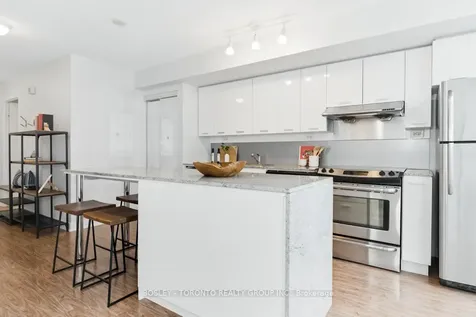 19 Singer Court Toronto ON M2K 0B2