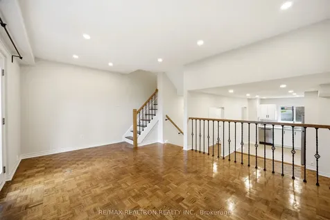57 Godstone Road Toronto ON M2J 3C8