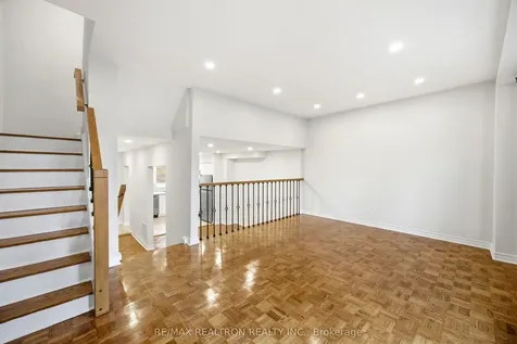 57 Godstone Road Toronto ON M2J 3C8